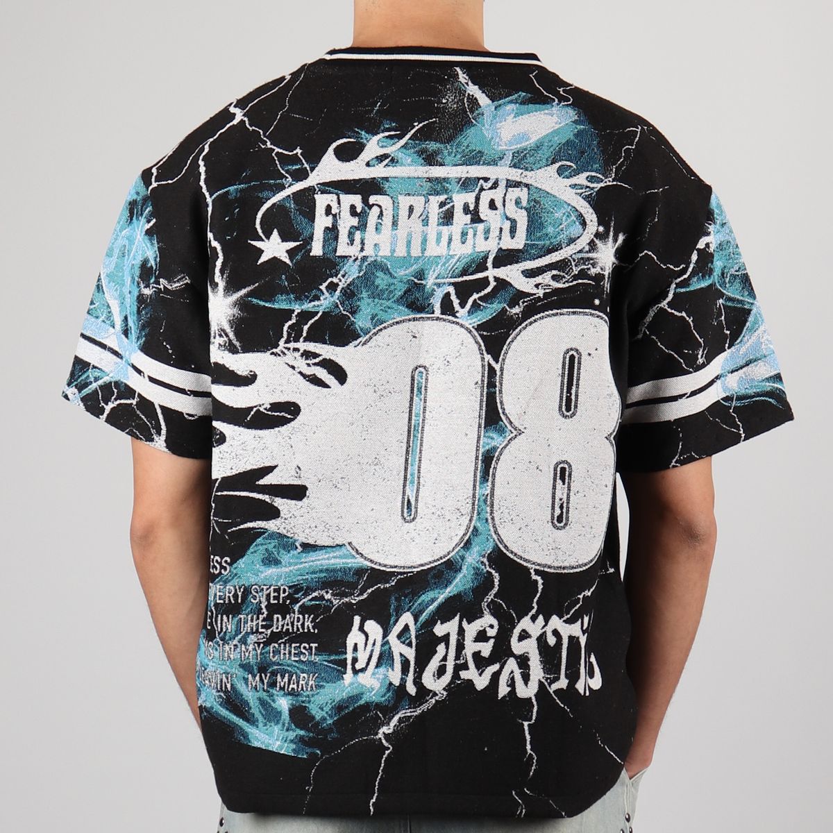 Majestik - Tapestry Cropped