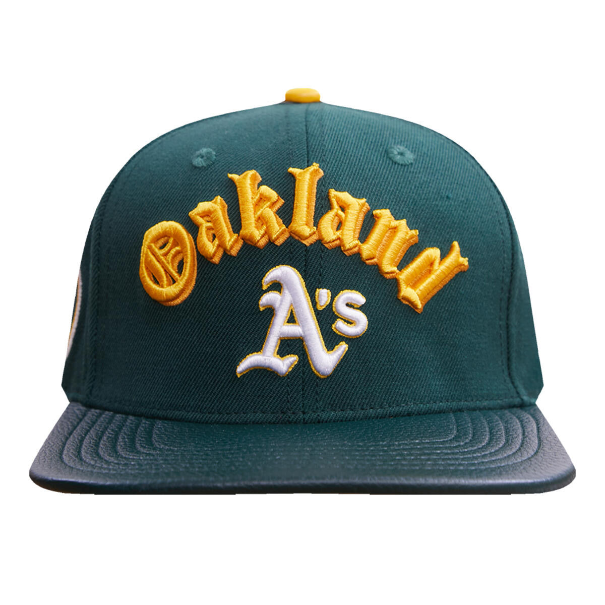 Pro Standard- OAKLAND ATHELETICS LEATHER STRAPBACK Hat