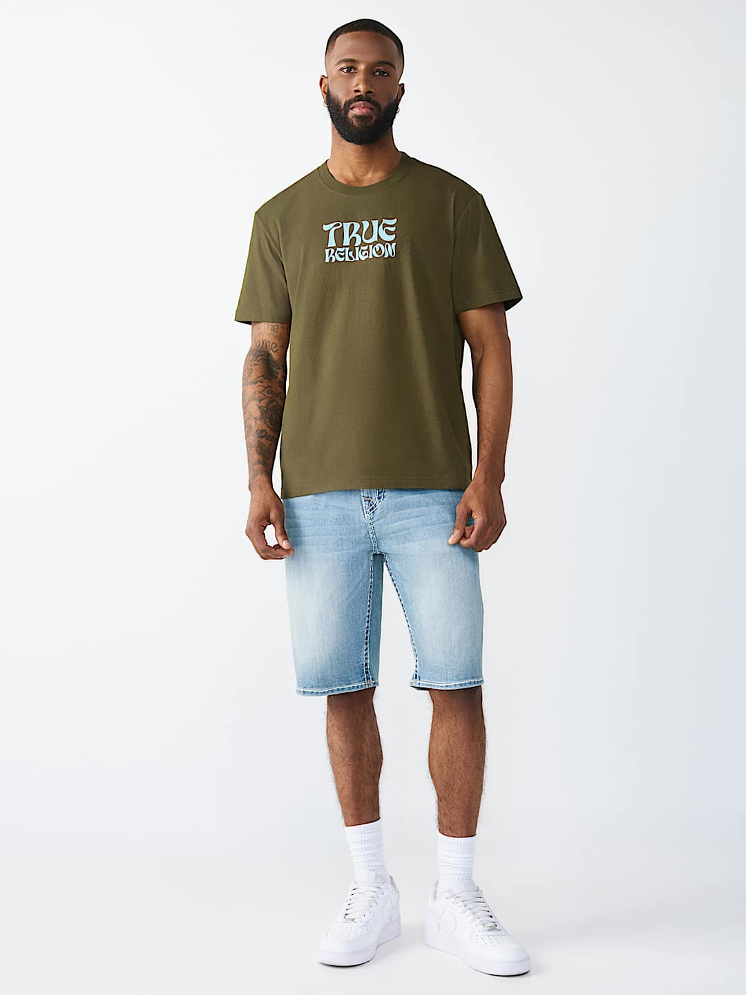 TRUE RELIGION - Wavy Logo Buddha Face Graphic Tee
